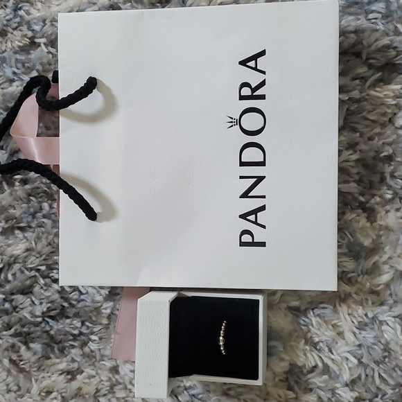 Pandora Ring - Picture 1 of 3